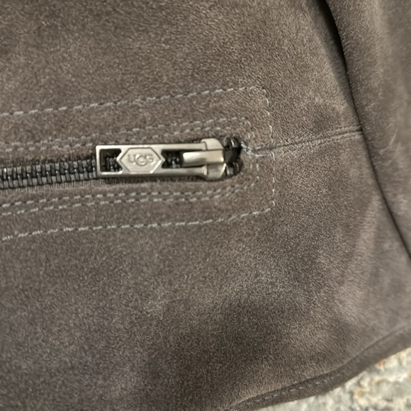 UGG suede boots mid calf - Picture 3 of 6